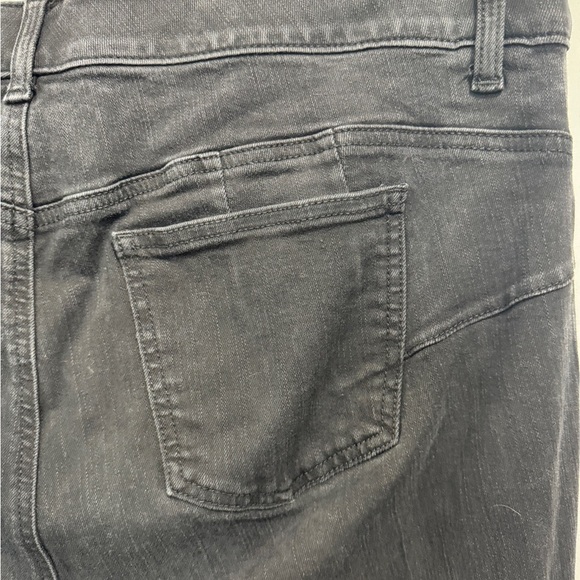 Torrid Bombshell Skinny Jeans Black - Picture 6 of 10